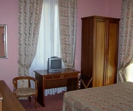 Hotel La Giara 2*