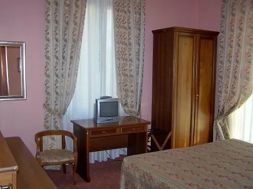 فندق La Giara 2*